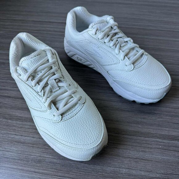 Brooks Women's Addiction Walker Lace-Up Shoes White Leather Size 6 Wide 2E $132 - Picture 1 of 12